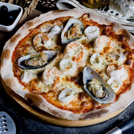 Pizza Fruti di Mare 25